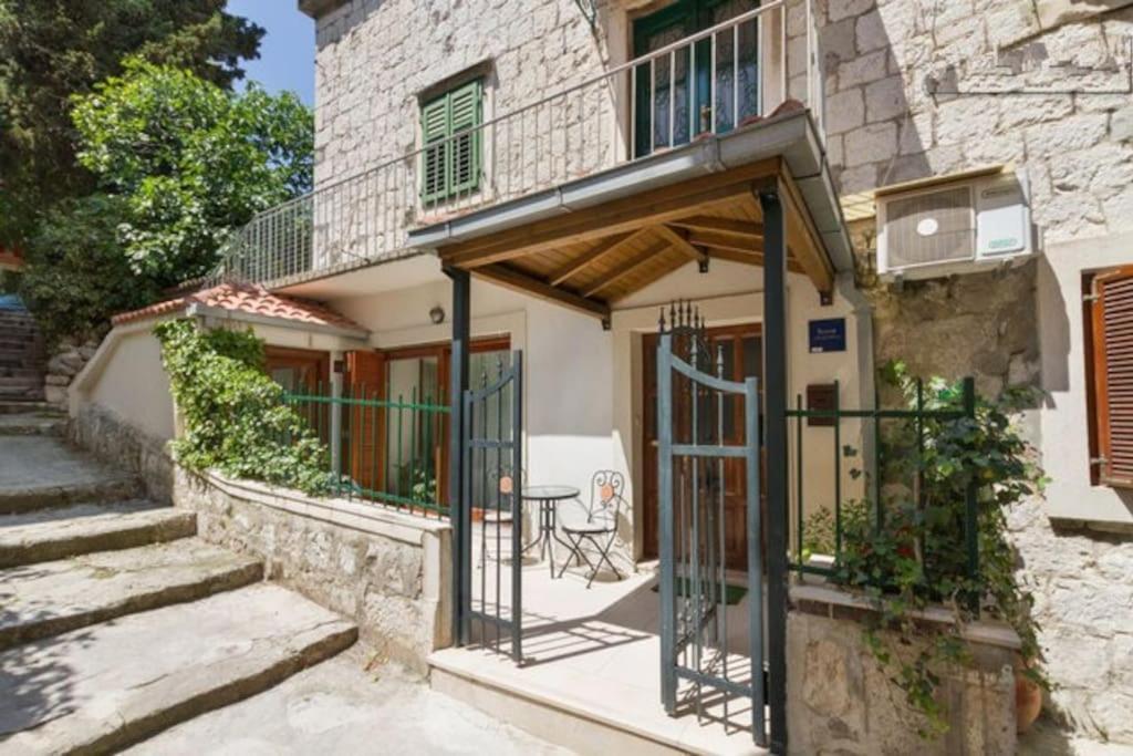 Old Town Apartment Сплит Экстерьер фото